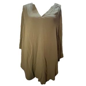 Torrid- Harper green adjustable 3/4 sleeve blouse
